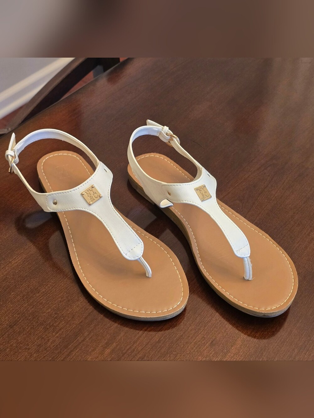 New York & Company Women's White Thong Sandals, Sz 9